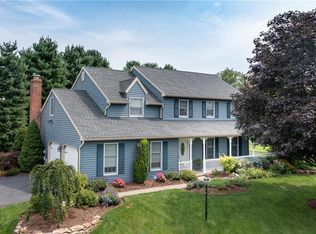 4239 Lakeside Dr N, Coplay, PA 18037