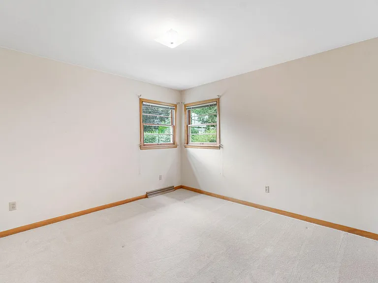 1238 S Hill Dr — Photo 26