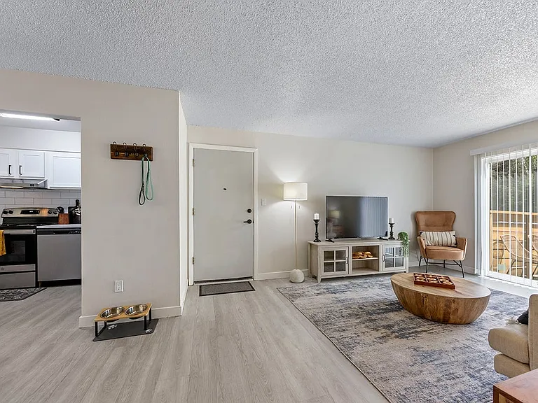 Alpine Lofts — Photo 9