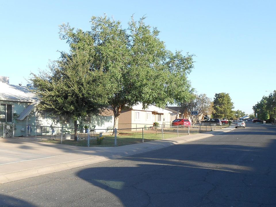 2nd image of 5534 N 61st Ln