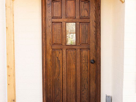 5th image of 1008 Frisco Street