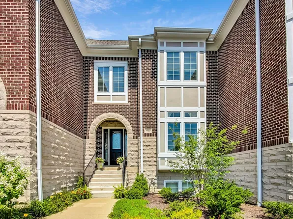 1450 E Northwest Hwy #13, Arlington Heights, IL 60004