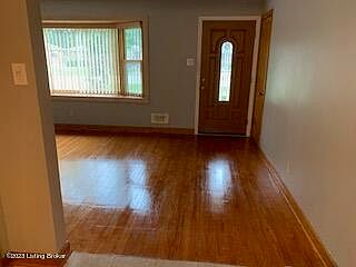 4th image of 5003 Lila Ave