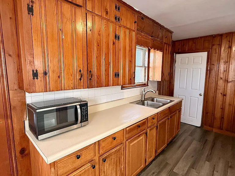 5524 Woodland Ave — Photo 13