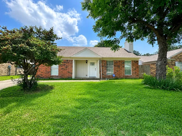 4616 Rose Of Sharon Ln, Fort Worth, TX 76137