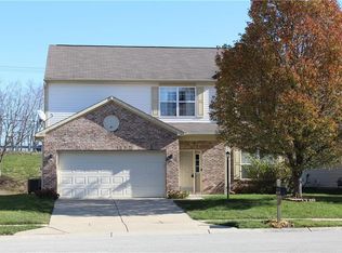 12525 Schoolhouse Rd, Fishers, IN 46037