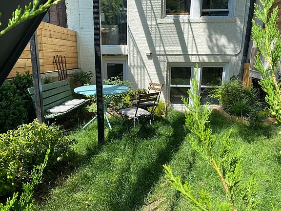 2nd image of 62 Wyckoff St #1
