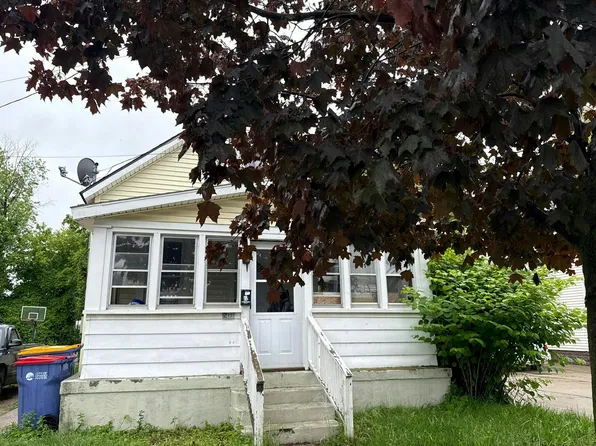 211 Seward Ave NW, Grand Rapids, MI 49504