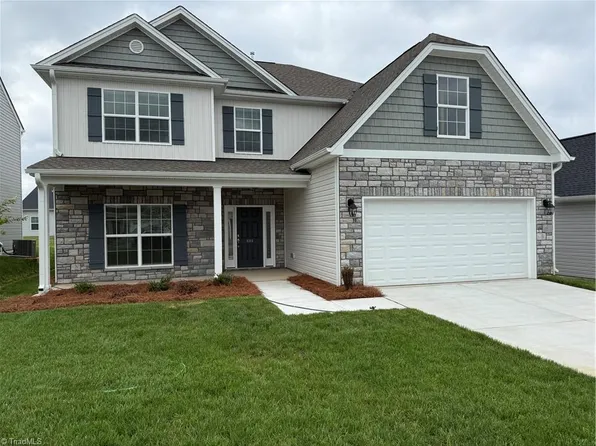 689 Palomino Mustang Dr #658, Whitsett, NC 27377
