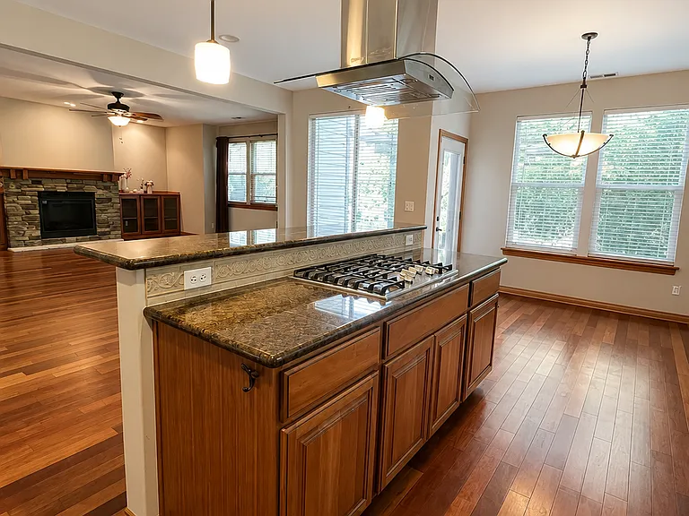 964 Jericho Pl NE — Photo 10