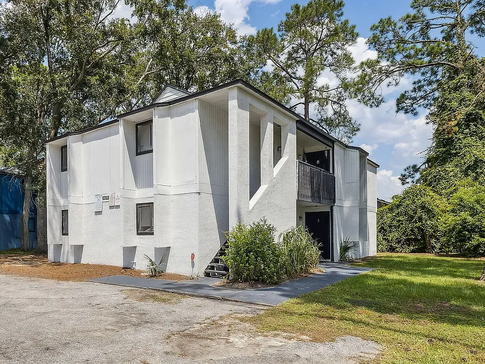 5123 Westchase Ct #4