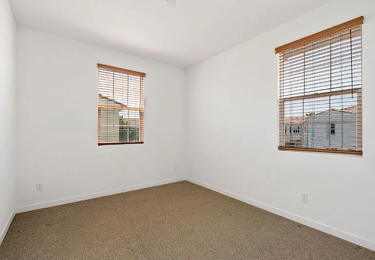 5301 E Commerce Way #43104 — Photo 8