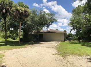 1 Beagle Lake Rd, Naples, FL 34114