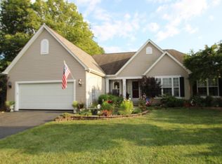 1453 Hemetite Dr, Grove City, OH 43123
