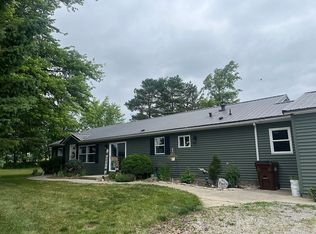 9676 Schuman Rd, Wapakoneta, OH 45895