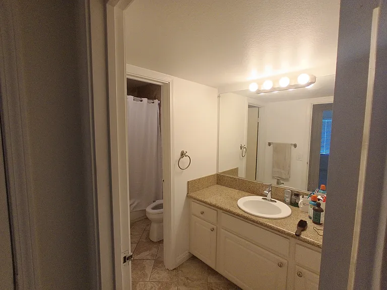 15094 Avenida Venusto #213 — Photo 22