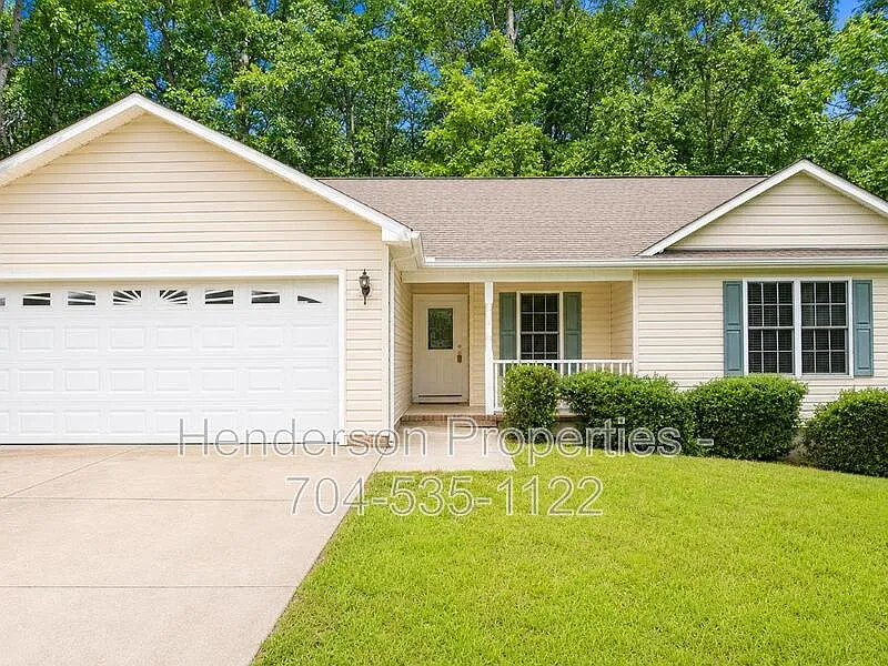 3 bed, 2.0 bath, 1476 sqft, $1,650 — Photo 1