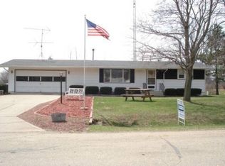 W7675 Poplar Rd, Shawano, WI 54166