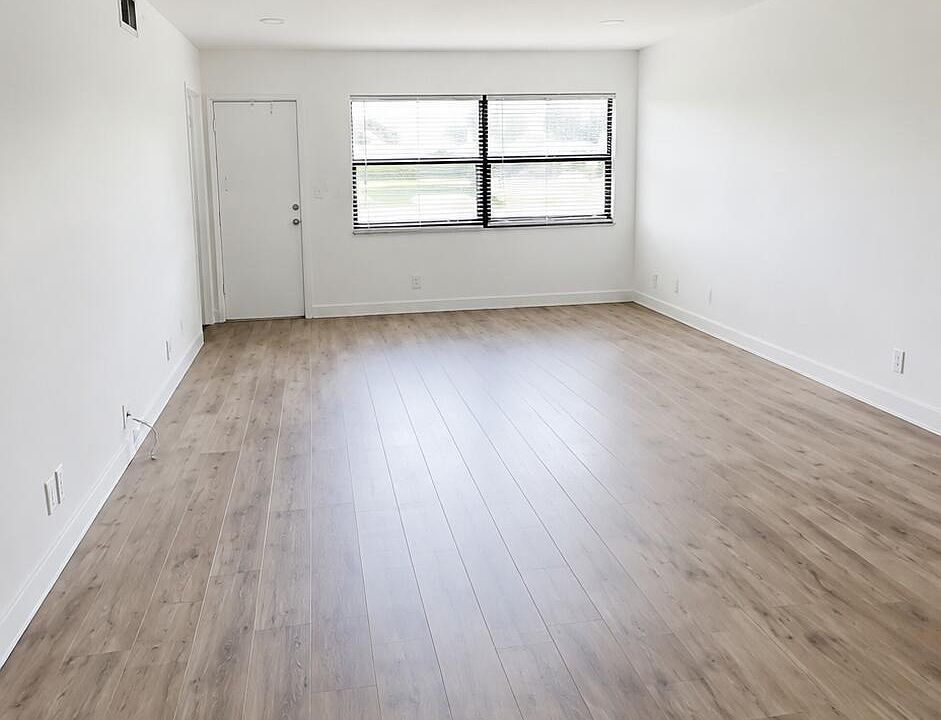 1st image of 3107 SW 20th Terrace #20C1