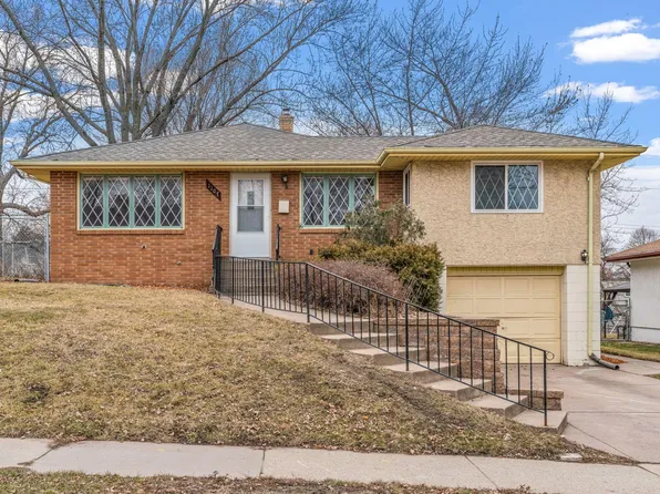 1107 Cumberland St, Saint Paul, MN 55117