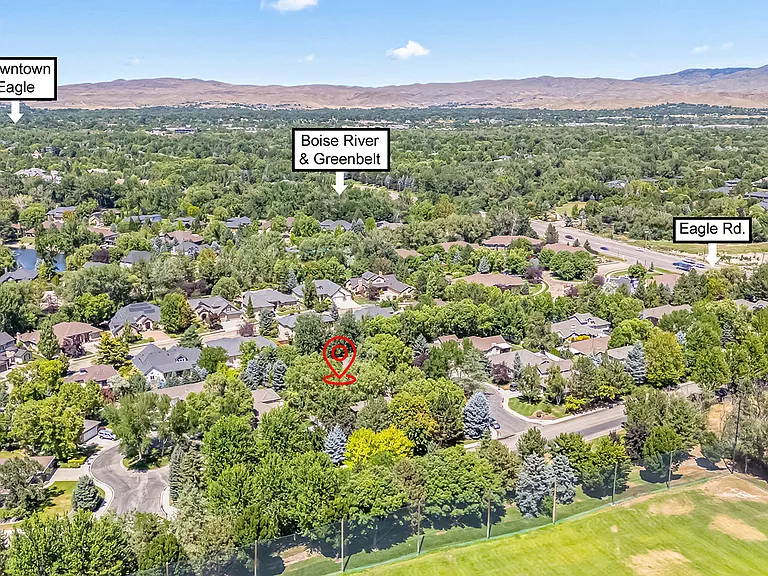 246 W Colchester Dr — Photo 58