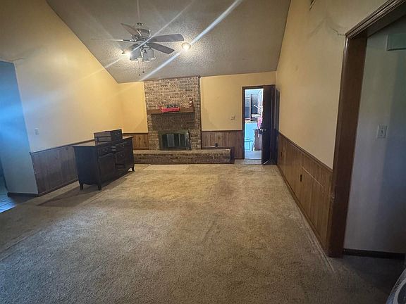 3rd image of 7 Neal St