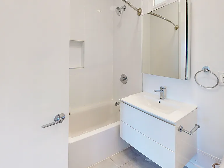 90 Alhambra St #406 — Photo 11