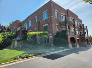 1033 Peterson Ave APT 308, Park Ridge, IL