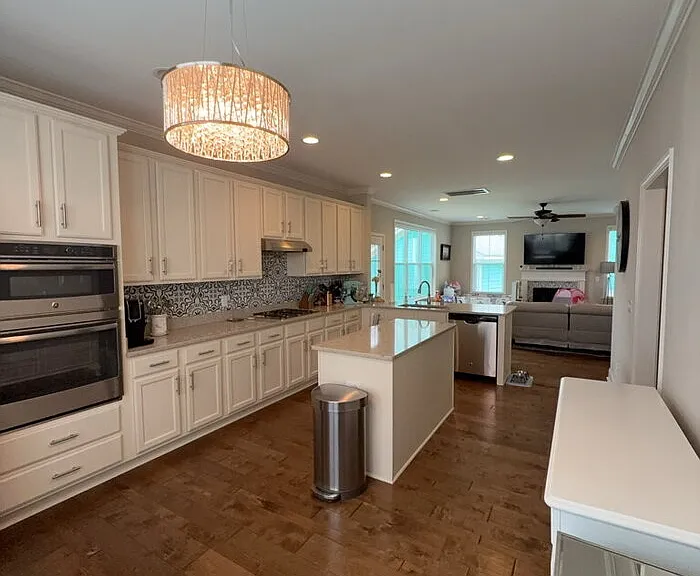 302 Pond Hill Ct — Photo 6