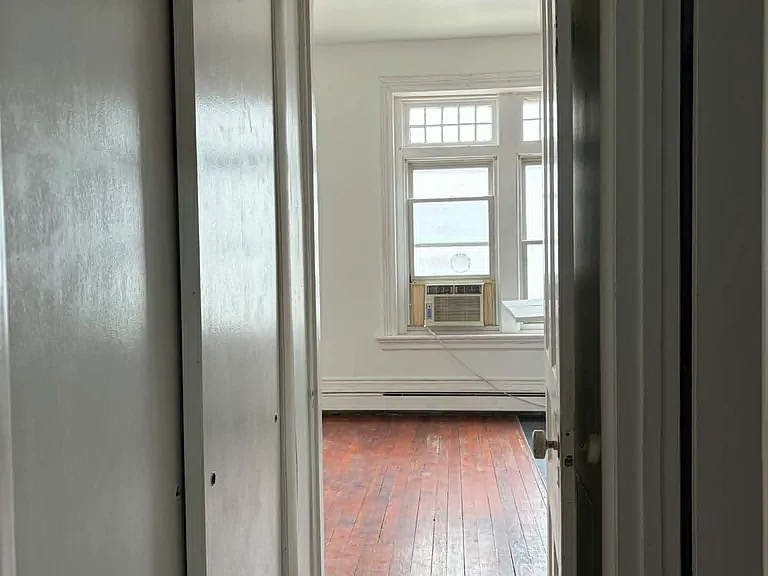 1414 N 2nd St #3 — Photo 4