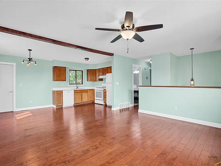 1711 Plateau Ln — Photo 4