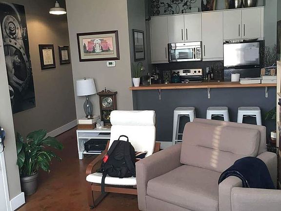4th image of 425 Campbell Ave SW APT 102