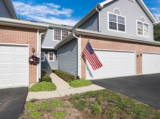 14 Brian Ct, Algonquin, IL 60102