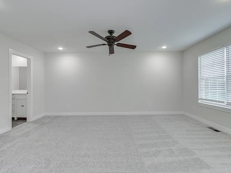 13000 Sandusky Ave — Photo 15