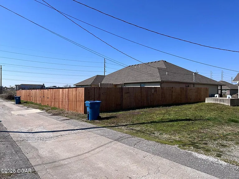 2513 Murphy Ave — Photo 14