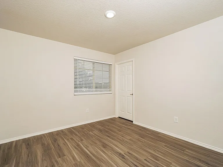 10710 Butterfly Pass — Photo 28