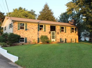 7904 Hallsdale Rd, Knoxville, TN 37938