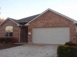 221 N Crossing Trl, Round Rock, TX 78665