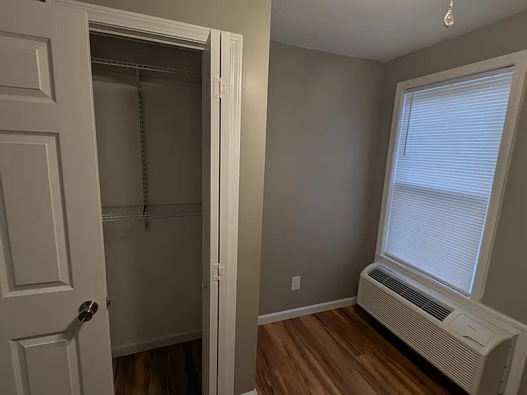 1220 Woodridge Dr #1220 — Photo 3