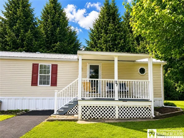 4911 Baker St Trailer 27, Ashville, NY 14710