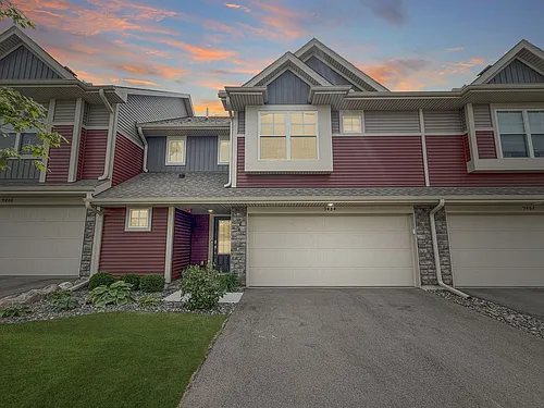 9484 Bridle Way Photo 1