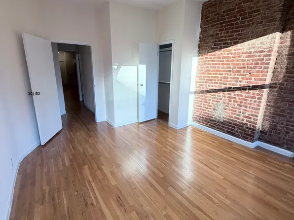 519 East 82nd Street image 2 of 9