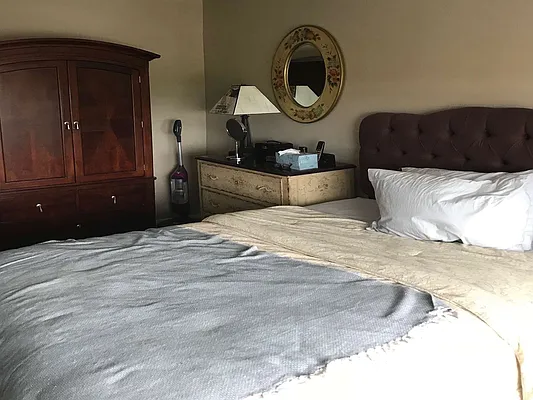 Sold by Keller Williams Realty Landmark | media 10