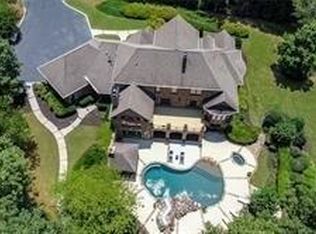 5675 Kennedy Rd, Suwanee, GA 30024