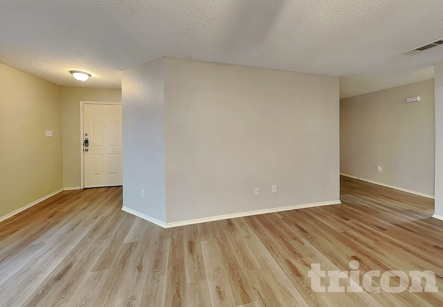 5300 Royal Burgess Drive Fort Worth TX — Photo 4