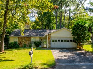 4924 Cold Springs Dr, Lilburn, GA 30047