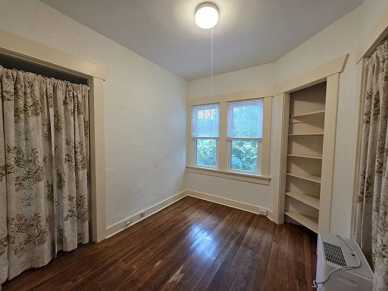 2502 York St S — Photo 10