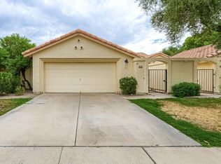 8931 S Drea Ln, Tempe, AZ 85284