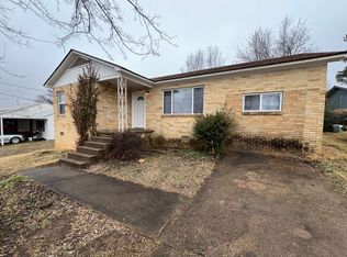 711 Adeline Ln, Van Buren, AR 72956