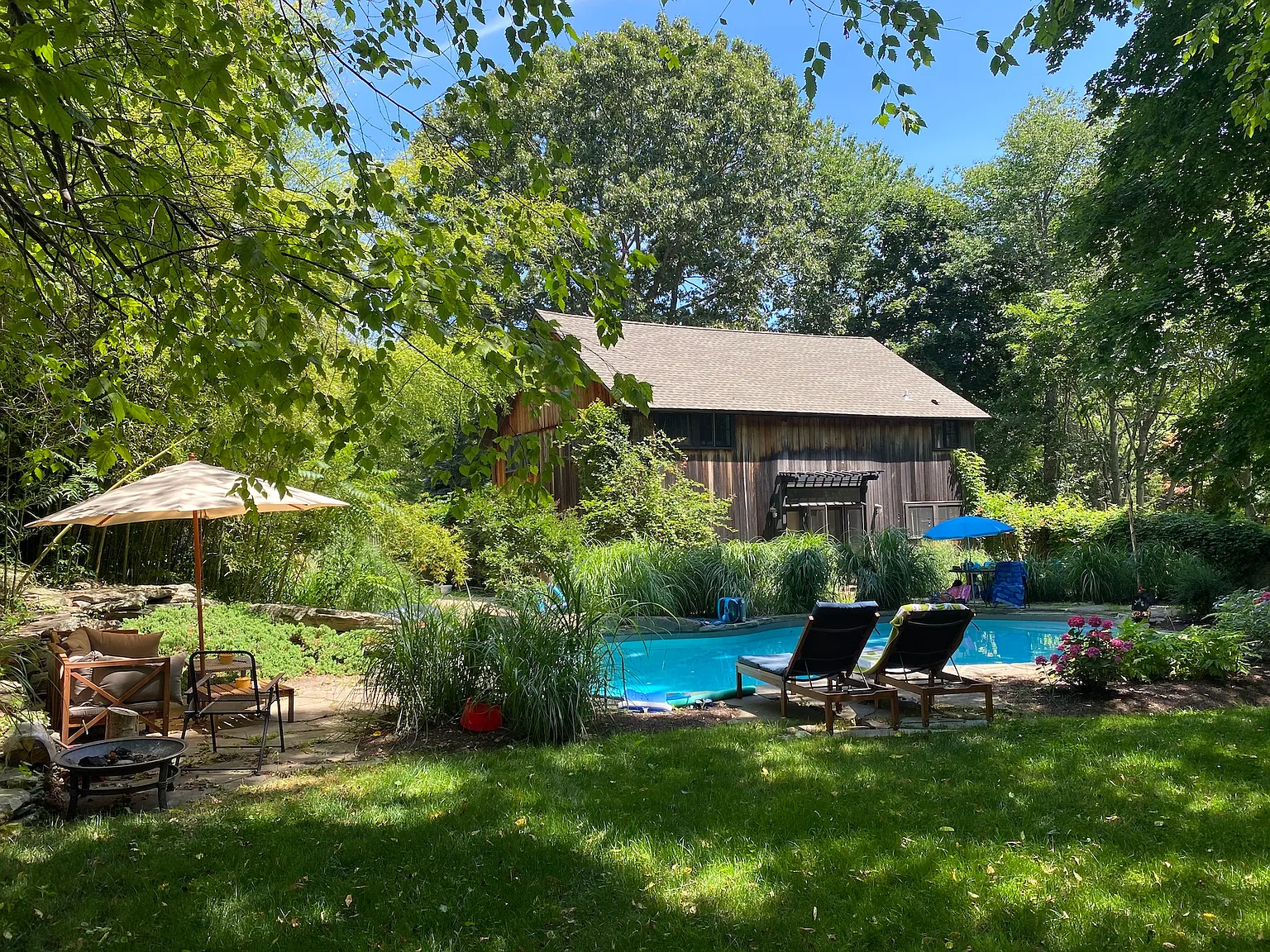 Shelter Island Serene Beauty - Chic Barn Off Season & All Year — Photo 1